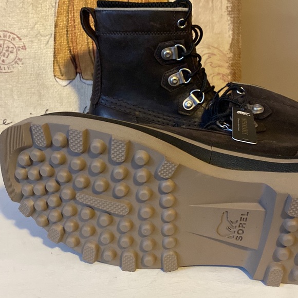 New Men’s Sorel Caribou street boots - Picture 5 of 12